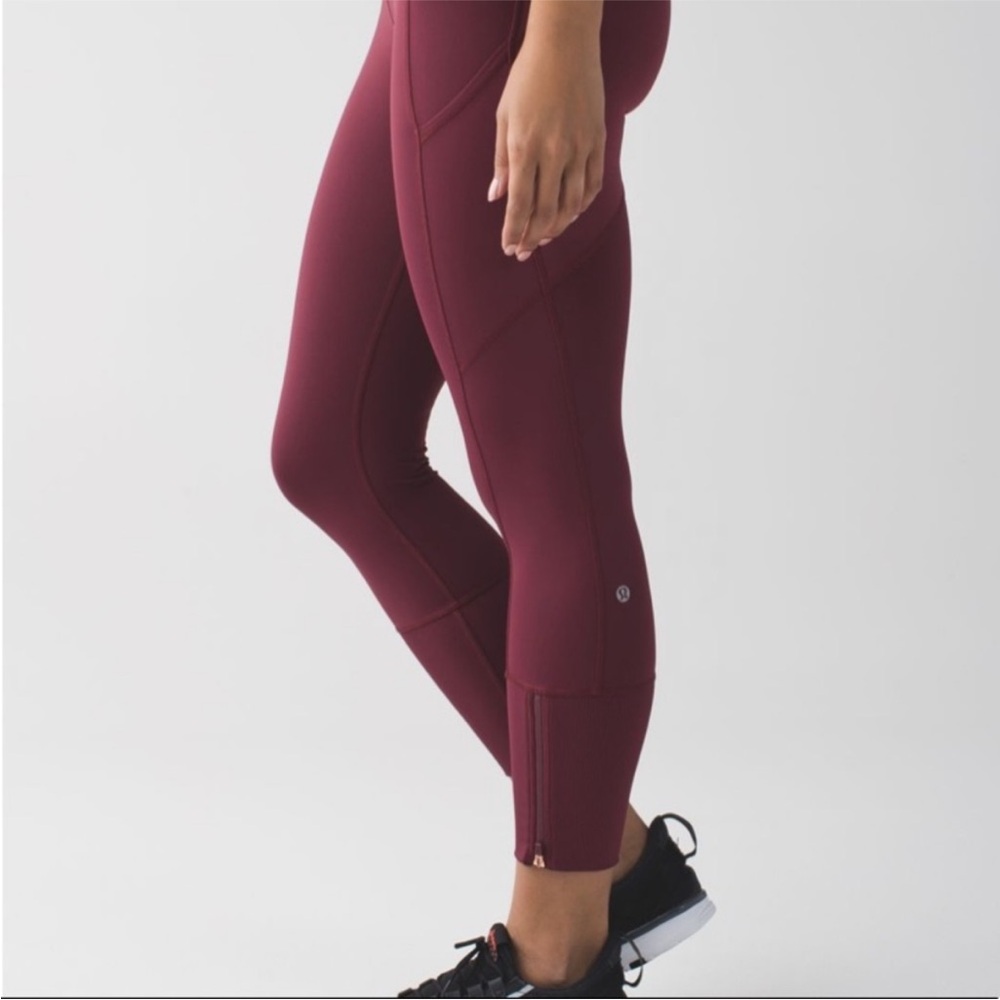 EUC women’s Lululemon Rebel Runner Crop